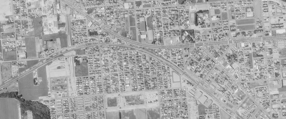 国土地理院「地図・空中写真閲覧サービス」より。