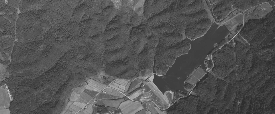 国土地理院「地図・空中写真閲覧サービス」より。