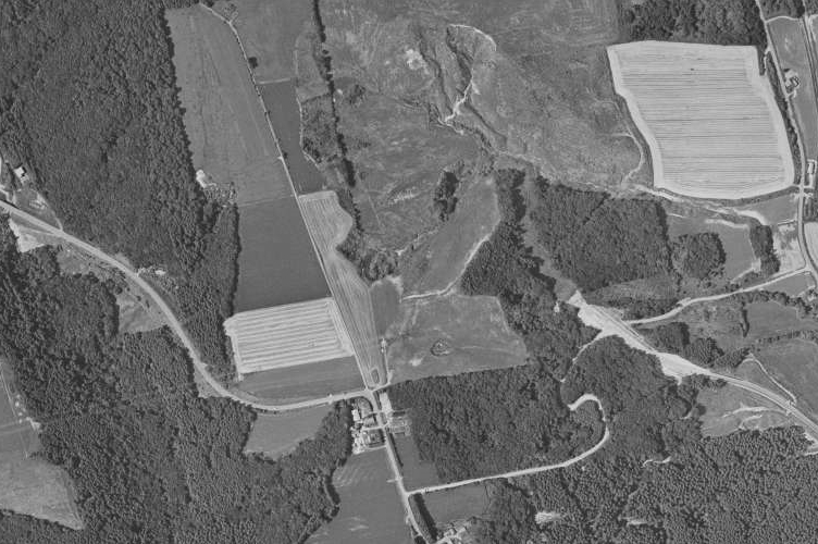 国土地理院「地図・空中写真閲覧サービス」より。