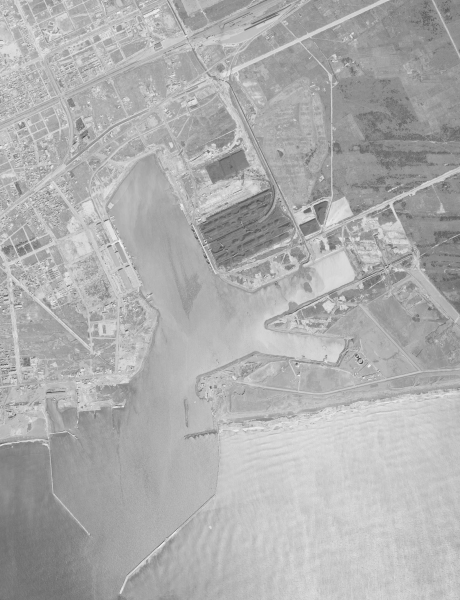 国土地理院「地図・空中写真閲覧サービス」より。