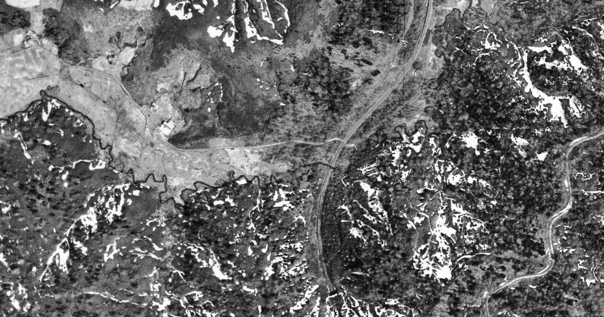 中頓別町字栄付近、1948年5月7日撮影。「国土地理院・地図・空中写真閲覧サービス」より引用。